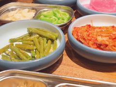 -明洞阿姨·韩式酱蟹烤肉·创意料理(三元桥店)