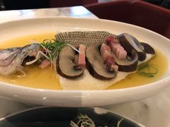 -港丽餐厅(高德置地店)