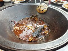 铁锅炖鲟鱼-村东第一家私房菜馆(古北水镇店)