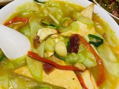 丝瓜烧老豆腐-辣公子·千岛湖私房菜(滨江店)