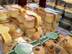-红宝石·鲜奶小方·海派西点房(南丹店)