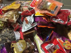 -来伊份(星湖街店)