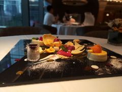 燃甜点汇-燃扒房Steakhouse(皇庭店)