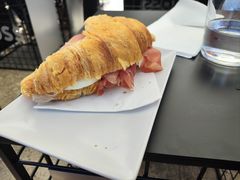 -文艺复兴百货(米兰大教堂广场店)