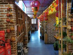 -闯关东东北农家菜(崂山石老人店)