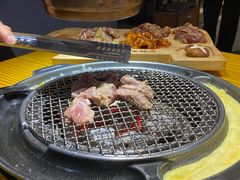 -喜来稀肉(北外滩白玉兰广场店)