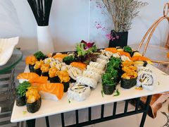 -天际餐厅(广州珠江新城假日酒店)