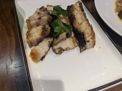 马岗烧猪-优之名鹅城