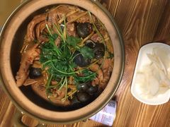 -食爺炭炉鸡煲·烧烤