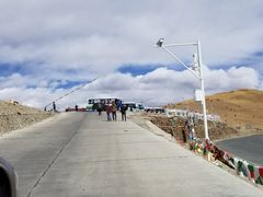 羊湖停车场-羊卓雍措