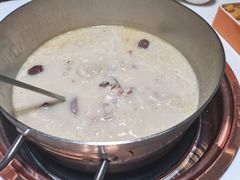 -洪氏嗨捞·猪肚鸡火锅(阳光天地店)