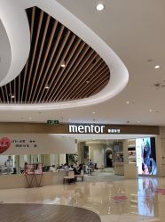 -Mentor Hair Salon