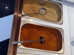 -辣八香新疆孜然串烤火锅(环球港店)