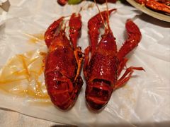 -巴厘龙虾·榜首油焖大虾(音乐学院·沿江酒馆店)
