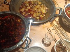 -大众跷脚牛肉馆·非遗传承单位(峨眉山店)