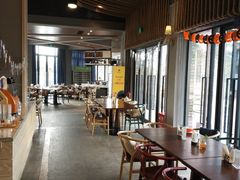 大堂-盐官日光域房车营地·有盐餐厅