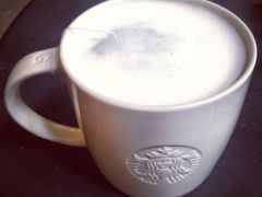 红茶拿铁-星巴克臻选(广州沙面店)