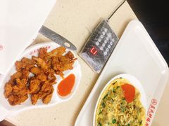 蚵仔煎-蓝氏钟楼肉粽