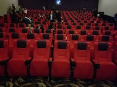 -武汉华夏国际影城(鲁广店)