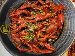 -肥肥虾庄·金牌油焖大虾(沙湖店)