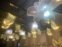 -光海书局(南京东路第一百货店)