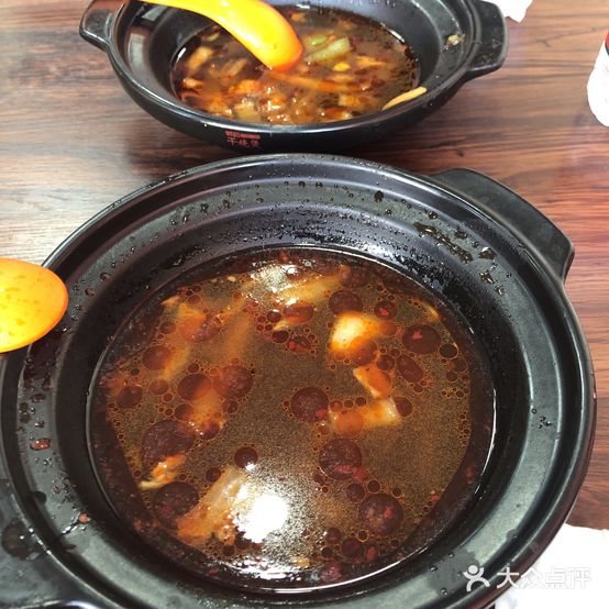 黄焖鸡米饭(火车站店)