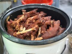 -巴汗羊肉串烧烤店