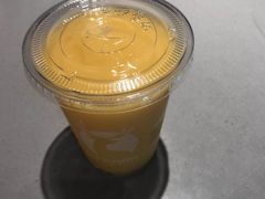 -瑞幸咖啡(巴黎春天陕西路店)