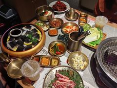 -草家酱蟹炭火烤肉店(珲春南路一店)
