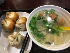 鱼丸肉丸肉皮汤-大壶春生煎(四川中路店)