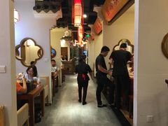 -万重锦·人文川菜馆(骡马市店)