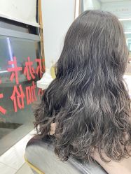 -镁连社·美联社