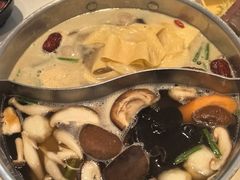 -呷哺呷哺 黄金牧场 (中发百旺店)