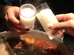 可尔必思-湊湊火锅·茶憩(新中关购物中心店)