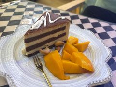 -Rabbit Cafe私房西餐甜点咖啡(栖霞路店)