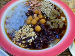 -爆炸头阿姨小四川正宗川味小吃(无任何分店)