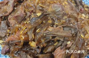 Stir-Fried Yellow Mushroom with Vermicelli