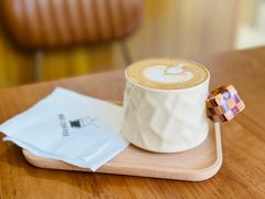 -MOI COFFEE(江山汇悦山府店)