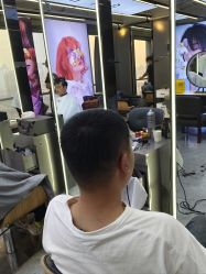 点击看大图 -藤野造型烫发染发