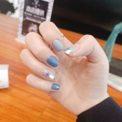 -雪奈传统美甲美睫