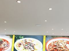 -川流不息·地道川菜·小龙虾(松东路店)