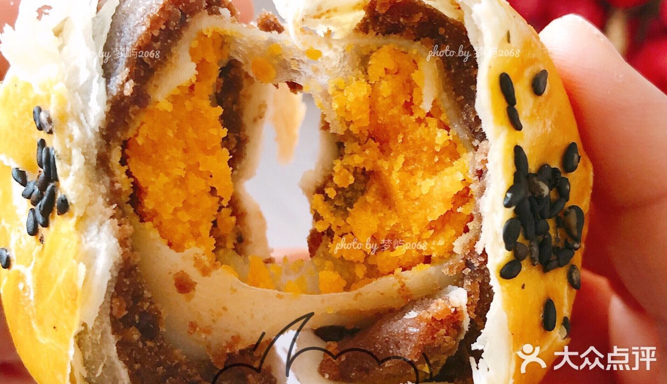 新年必备年货❗️美味诱人的蛋黄酥[色]馅料超足❗️