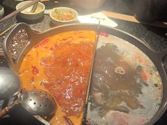 -三出山火锅(南京万象天地店)