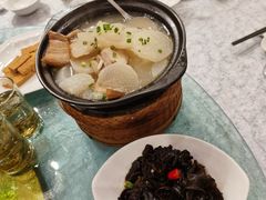 -披云山庄