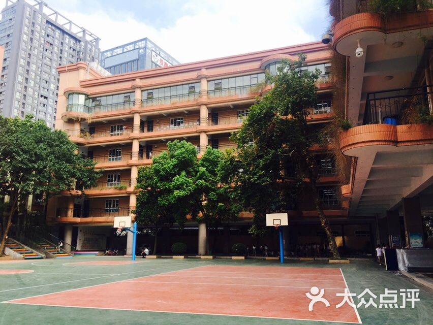 钟家村寄宿学校