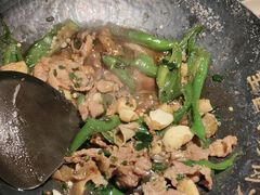 -费大厨辣椒炒肉(高铁吾悦广场店)