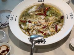 -渔语鱼酸菜鱼新川菜(来福士店)