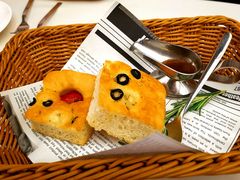 餐前面包-西山人家·二十年老字号农家菜(旺山店)