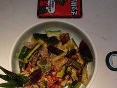 -鸣记脆皮烤鱼·海鲜烤鱼(三八广场店)