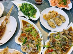 -覃记海鲜美食餐厅